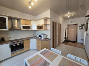 Trekhkomnatnaya Surgut Flat