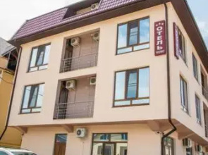Angelina Hotel