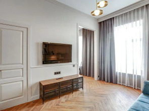 Апартаменты на Большой Конюшенной