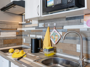 Апартаменты 9 ночей на Есенина