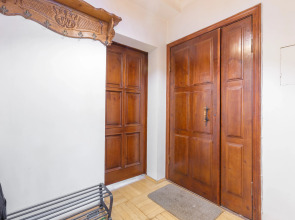 Квартира Апартаменты на Патриках в парижском стиле