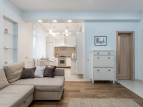 Апартаменты 4-х местные люкс с видом на Свислочь