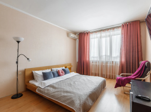 Na Ulitse Smidovich 12b Flat