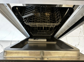 Квартира Магирус с Парящей Кроватью и Джакузи