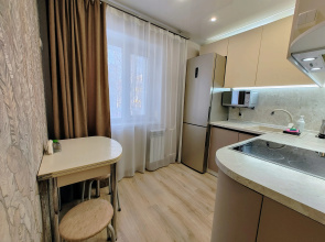 1 Komnatnye Na Bazhova Apartments