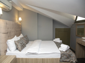 Отель HHK Hotel Downtown