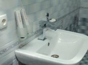 Отель Sandhill Hotel&Resto