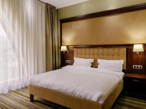 Отель Shera Inn