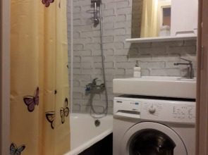 Апартаменты 2х комнатная квартира с изолированными комнатами