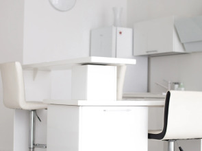 Апартаменты Белая Романтическая Студия с Панорамным Видом