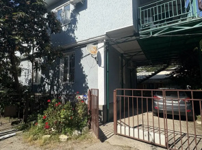 Rummi Guest house