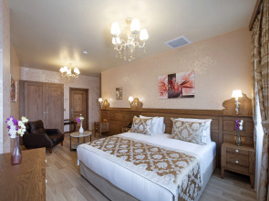 Отель Perapolis