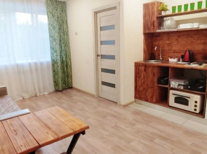 Двухкомнатная квартира на улице Марата 6