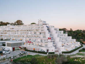 Hotel Monicca Collection Suites & Residences