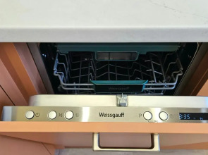 Квартира у Озера Кабан: Стильный Ремонт и Идеальное Расположение!