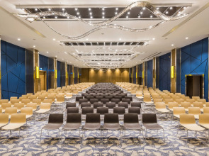 Отель Crowne Plaza Istanbul Florya