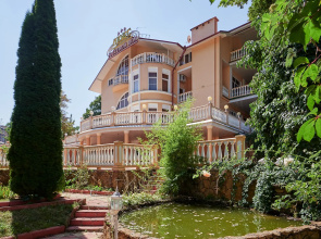 Lux living quarters