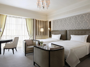 Отель Al Habtoor Palace
