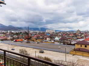 Апартаменты в центре Новороссийска с видом на горы и город LetoAрart