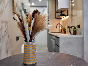 Квартира Aparts Pro Дизайнерская видовая студия у Волги в ЖК Галактика на 20 этаже