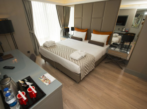 Manesol Old City Bosphorus Hotel