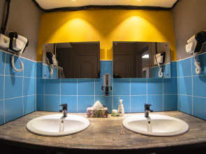 Фабрика Хостел