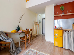 Квартира Cosmos Apart на Фрезеровщиков 59