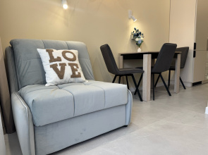 Studiya s Balkonom Flat