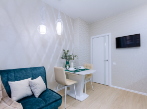 Квартира Дизайнерская 2к Andora-Изумруд в центре