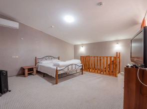 Гостиница Надежда