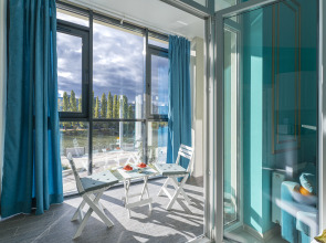 Апартаменты Рыбная Деревня с Прямым Видом на Реку