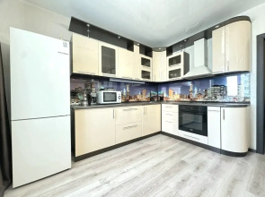 Квартира двухкомнатная с видом на реку на Притомском рядом с Кузбасс-Арена