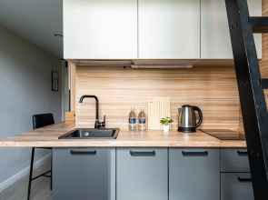 Апартаменты Comfort Life на Херсонской Black Cat