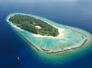 Royal Island Resort & Spa