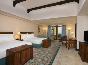 Курортный отель Sofitel Al Hamra Beach Resort