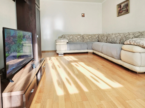 Dvukhkomnatnaya Po Ulitse Gladkova Flat