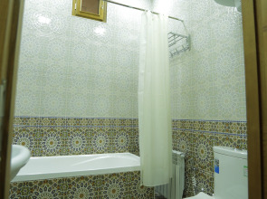 Отель Imperial Palace