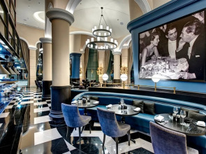 Отель Dukes The Palm Dubai