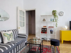 Апартаменты Город Рек на Большой Морской 6 у Дворцовой площади