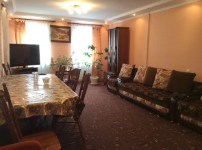 Гостевой Дом Holiday Home