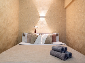 Квартира Просторная двухкомнатная на Каховской