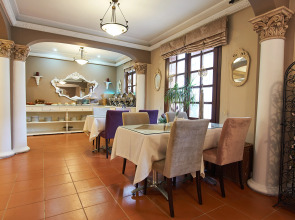 Отель Celal Sultan