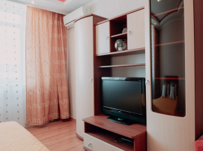 Апартаменты в ярком цвете район Советский