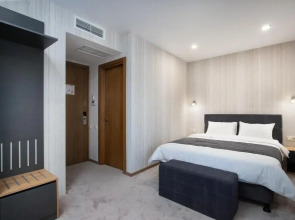 Brooch Boutique Hotel