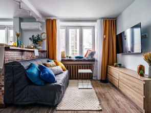 Апартаменты Butyrsky Cozy with Terrace, Parking and King-size Bed