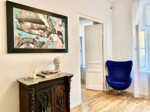 Квартира Art Tolstoy House