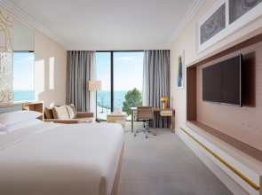 Отель Baku Marriott Hotel Boulevard