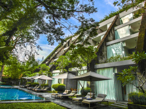 Отель Maya Sanur Resort & Spa