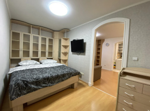 V Tsentre Goroda Flat