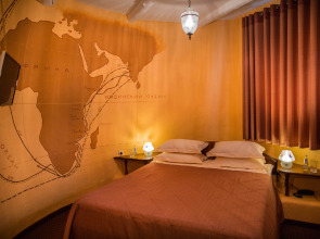 Отель Luxury House